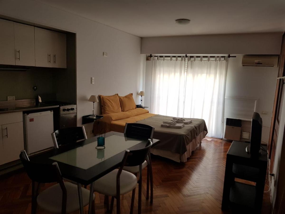 Temporarios Peatonal Apartment *